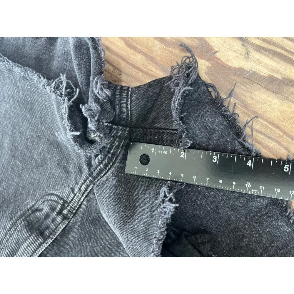 Abercrombie & Fitch The Mom Short Womens 6 Black Denim HIghrise Cut Off Festival - Picture 8 of 8